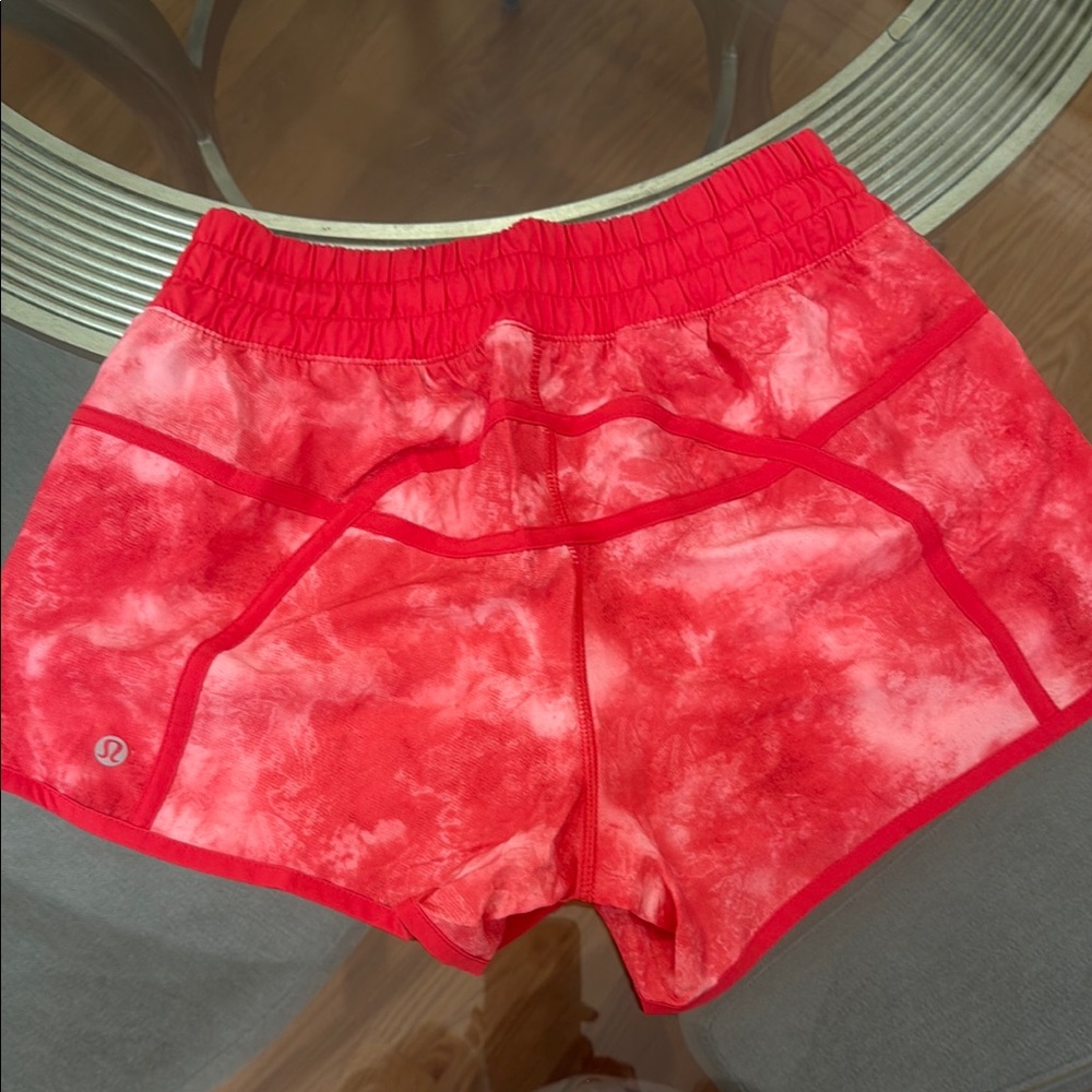 lululemon athletica Women's Red Tie-Dye Shorts size 6